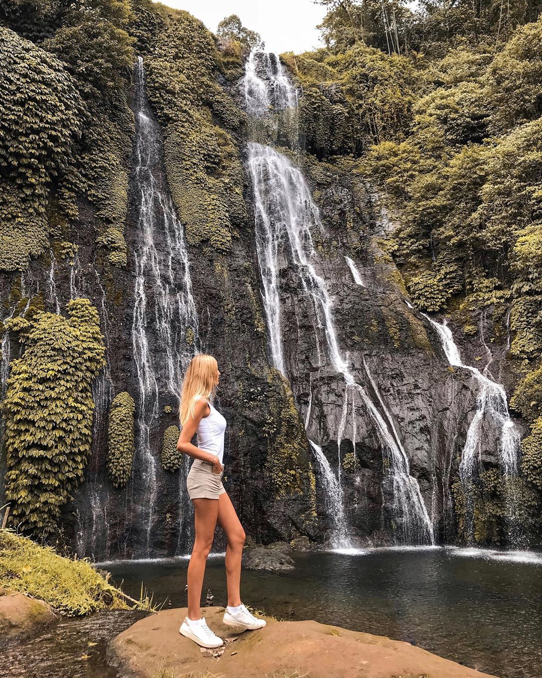 Banyumala - Thác đôi hùng vỹ ở Bali