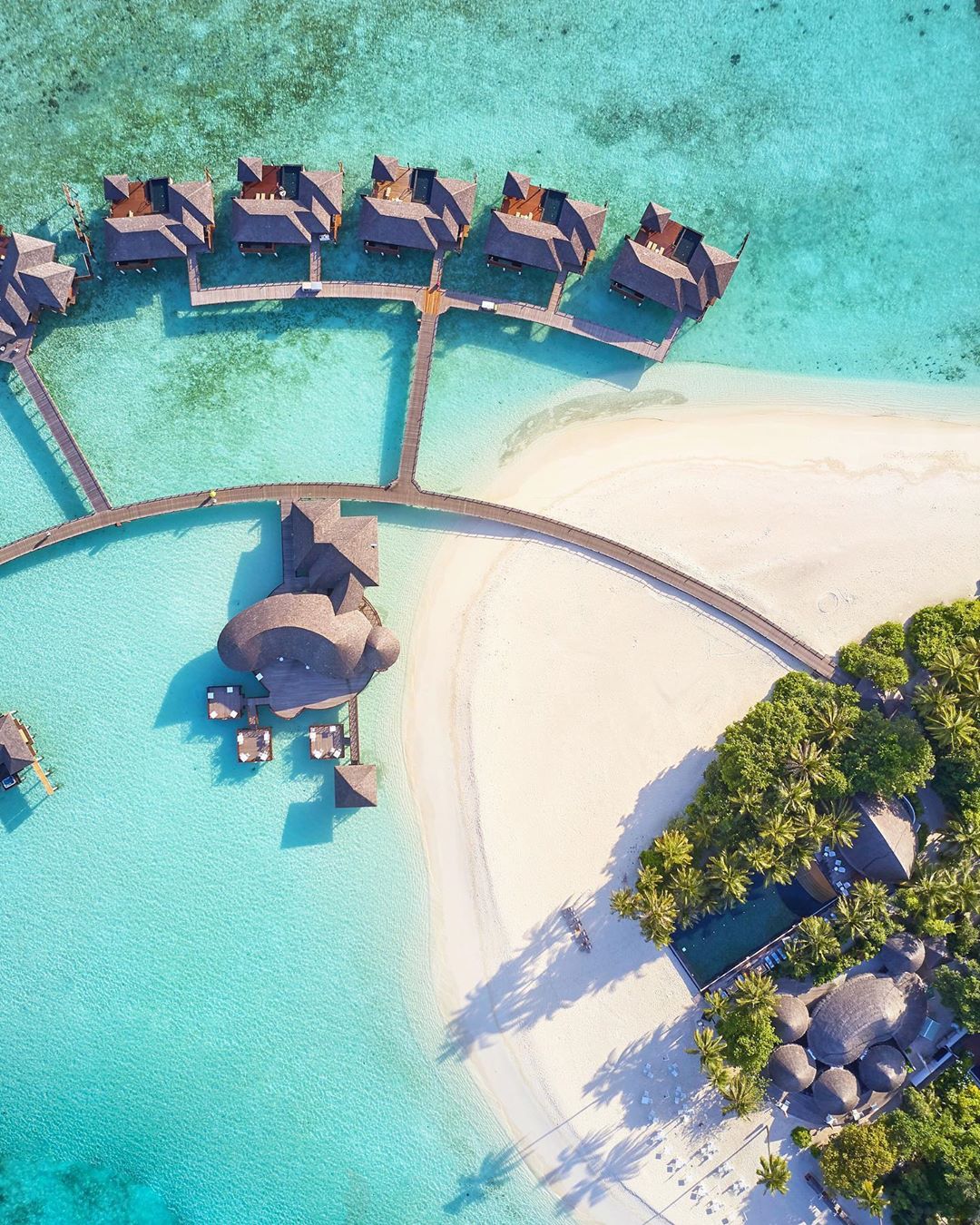 oàn cảnh bãi biển chính tuyệt đẹp của resort 5 sao Sun Siyam Iru Fushi @sunsiyamirufushi