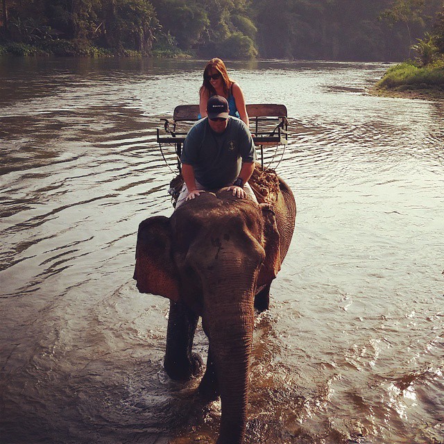 Tham quan làng Mon và những chú voi tại trại Taweechai Elephant Camp @dianea74