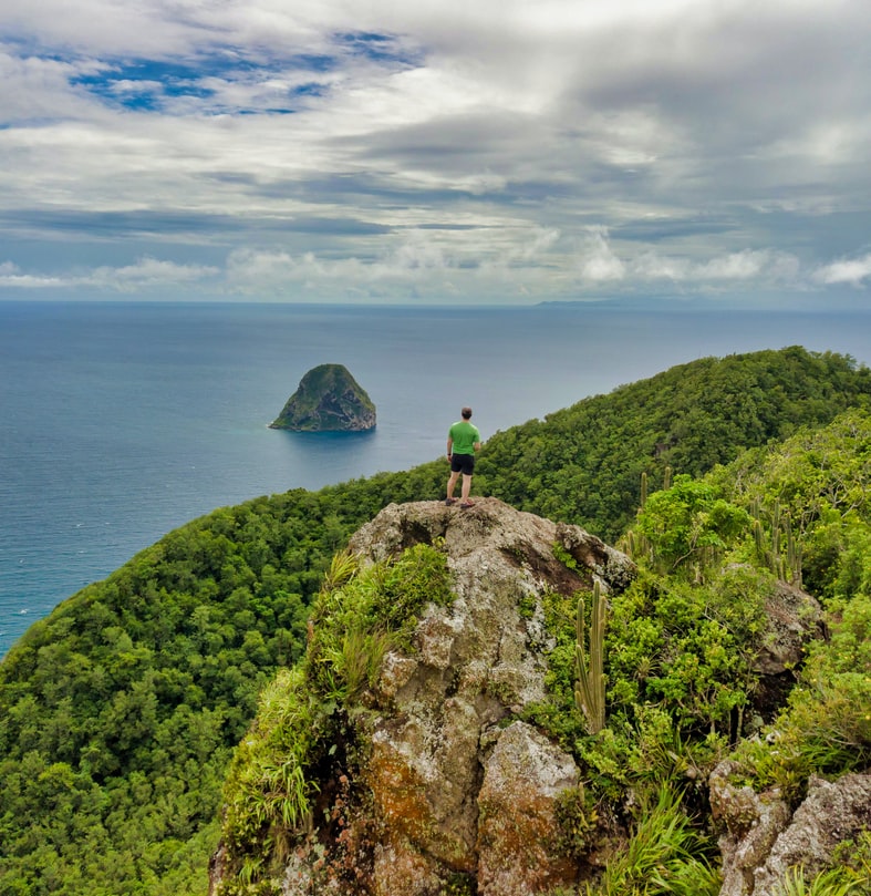 Một họat động thú vị không thể bỏ qua với chuyến trekking ở Martinique @cameronksmithphoto